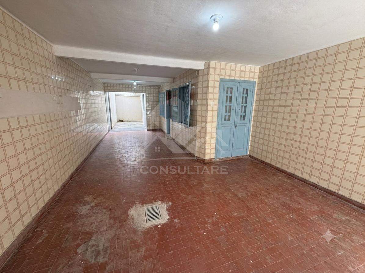 Loja para aluguel no bairro Vila Mathias por 4.000,00: 