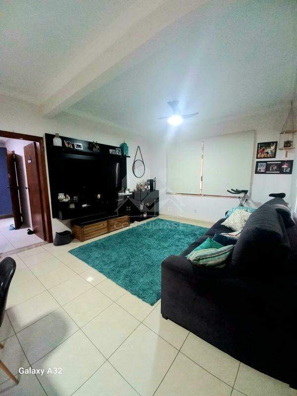 Casa à venda no bairro Ponta da Praia por 1.900.000,00: 