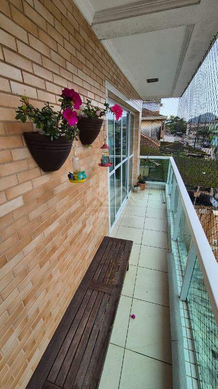Casa à venda no bairro Vila São Jorge por 585.000,00: varanda