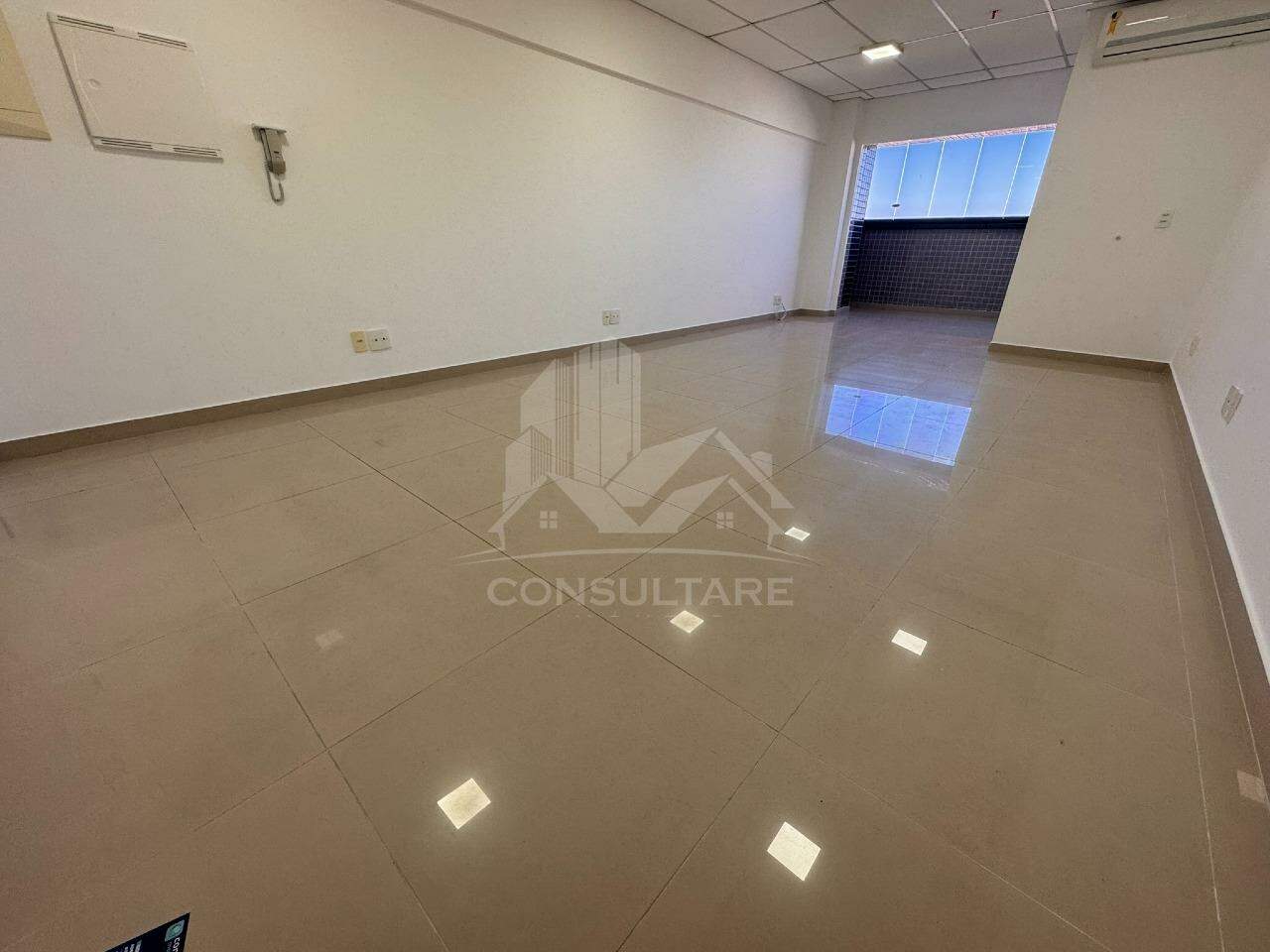 Sala comercial para aluguel no bairro Encruzilhada por 2.500,00: 
