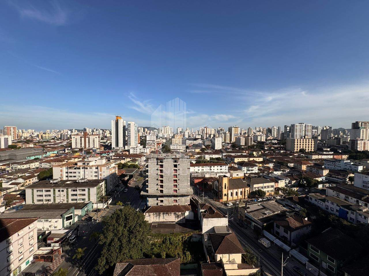 Sala comercial à venda no bairro Encruzilhada por 650.000,00: 