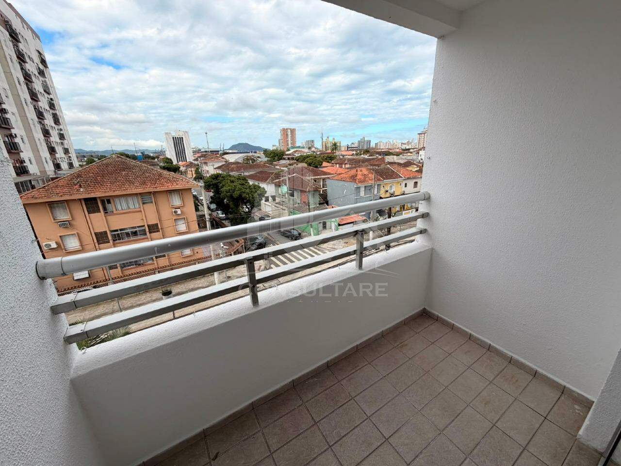 Apartamento para aluguel no bairro Encruzilhada por 3.300,00: 