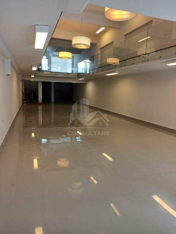 Prédio para aluguel no bairro Centro por 11.000,00: 