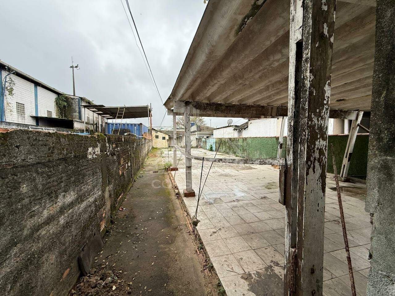 Terreno para aluguel no bairro Estuário por 3.800,00: 