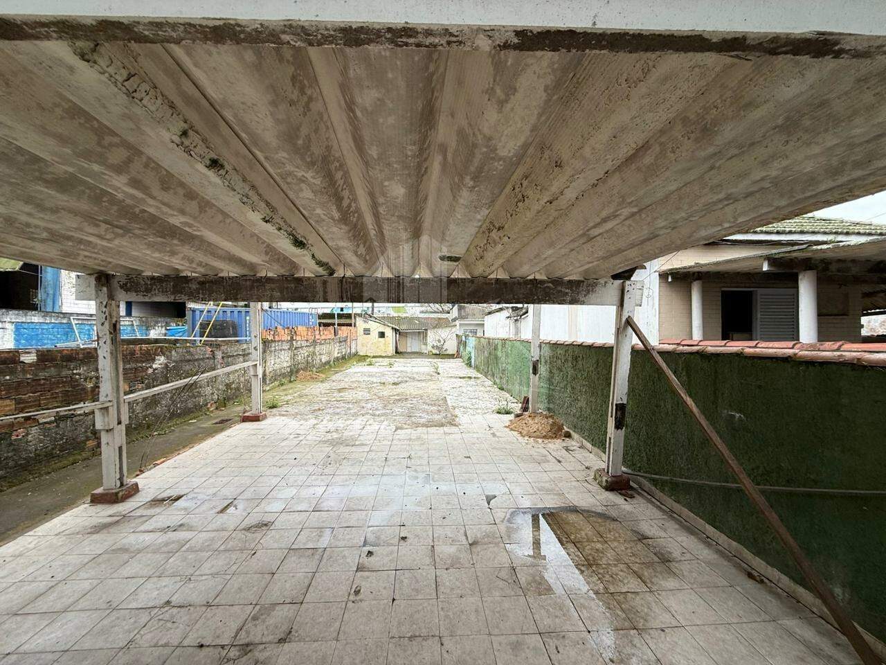 Terreno para aluguel no bairro Estuário por 3.800,00: 