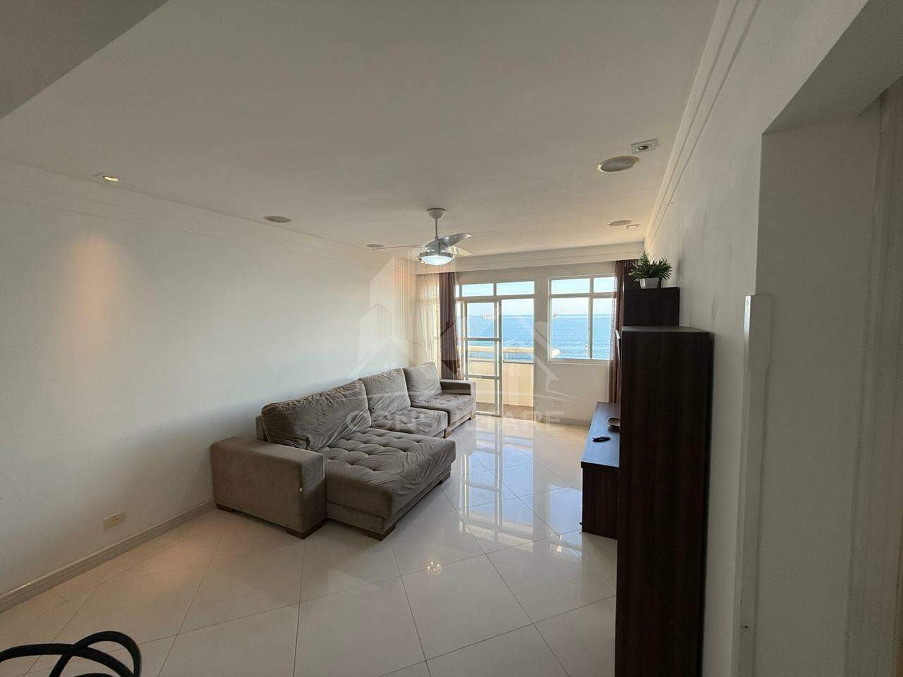 Apartamento para aluguel no bairro Boqueirão por 7.000,00: 