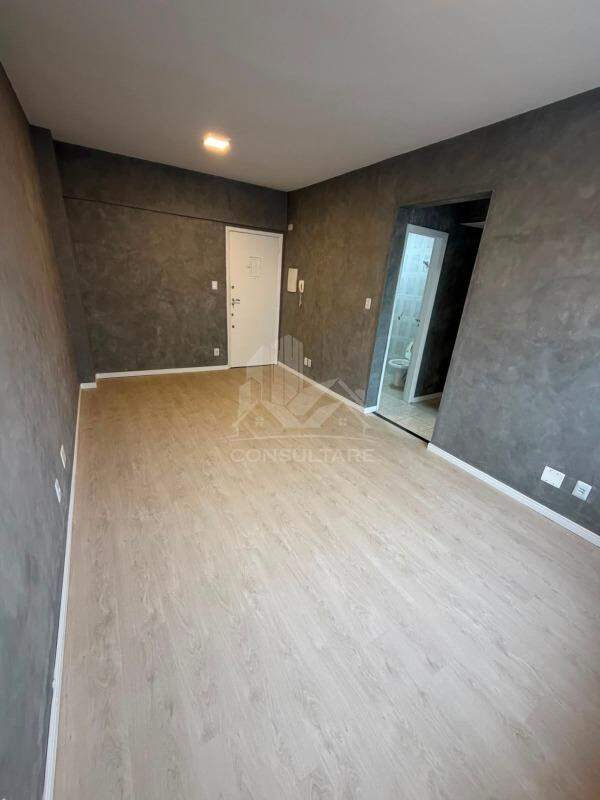 Kitnet à venda no bairro Centro por 225.000,00: 