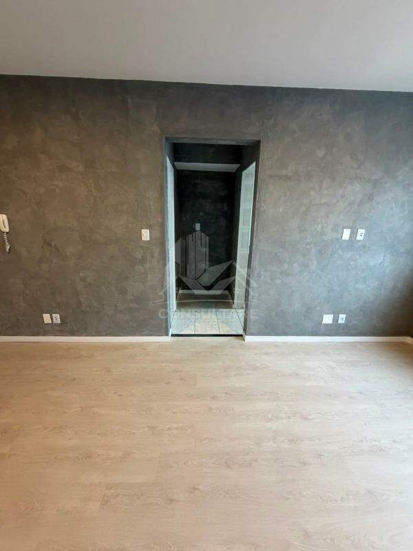 Kitnet à venda no bairro Centro por 225.000,00: 
