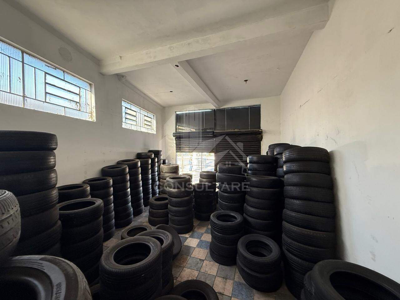 Loja para aluguel no bairro Estuário por 6.000,00: 
