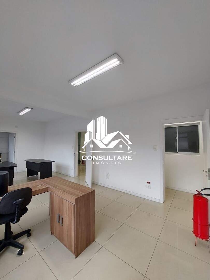 Sala comercial para aluguel no bairro Centro por 2.500,00: 