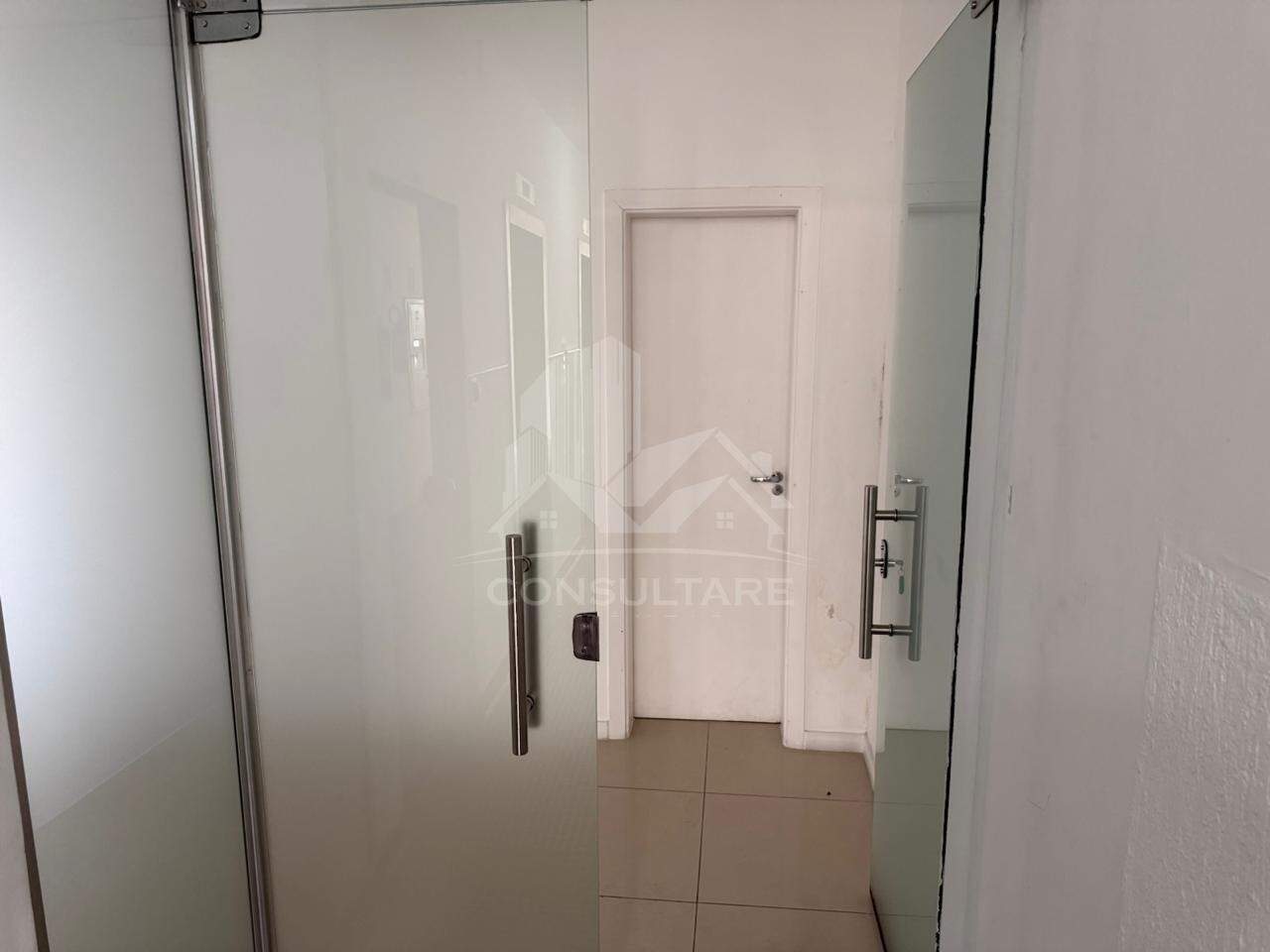 Sala comercial para aluguel no bairro Centro por 3.000,00: 
