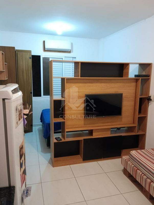 Kitnet à venda no bairro Aparecida por 279.000,00: Sala