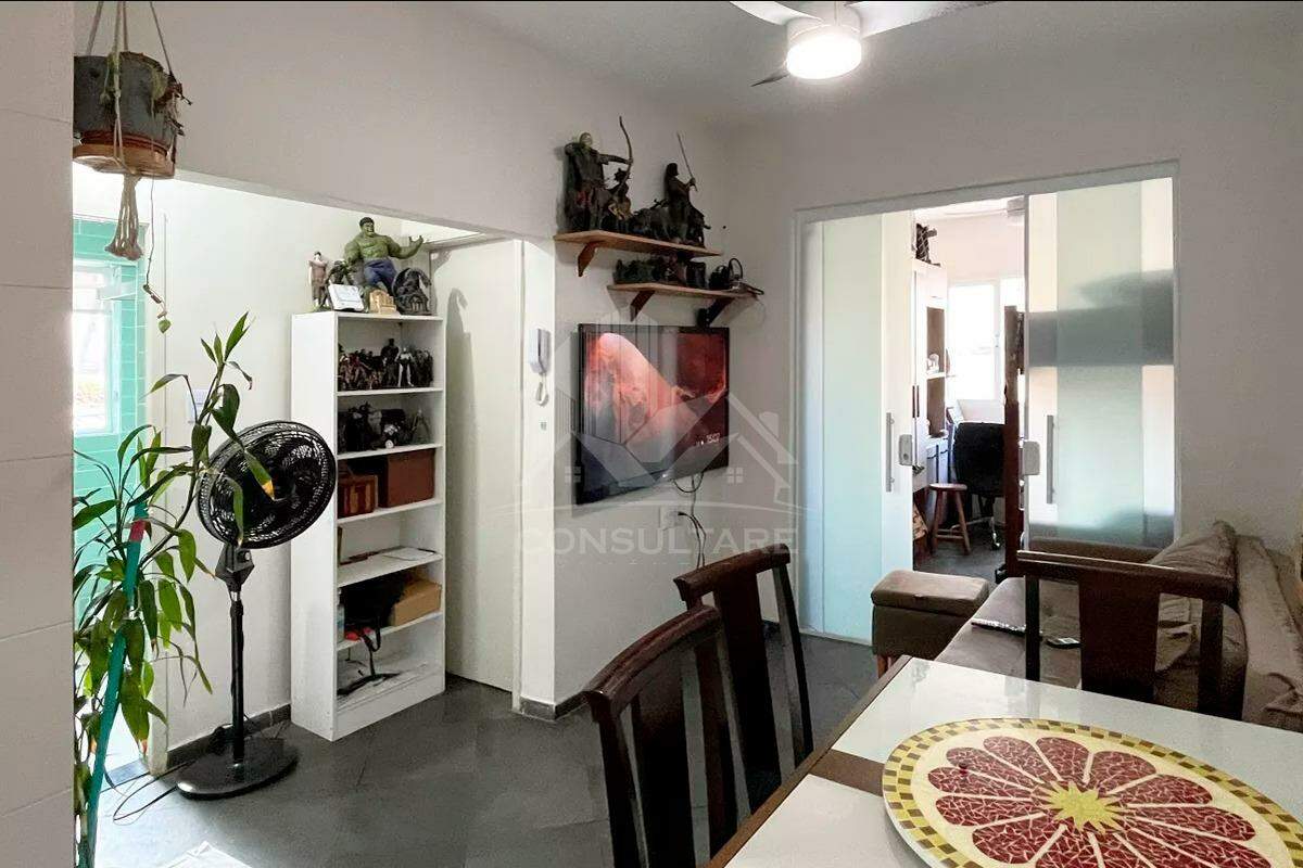 Apartamento à venda no bairro Embaré por 382.000,00: sala