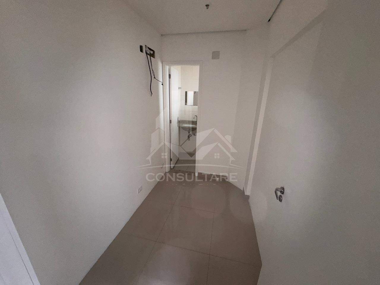 Sala comercial para aluguel no bairro Encruzilhada por 5.700,00: 