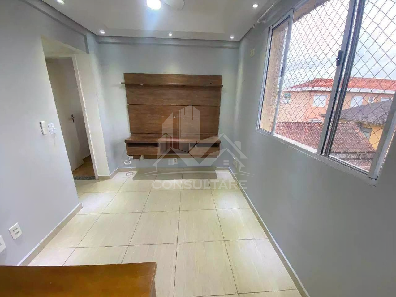 Apartamento para aluguel no bairro Vila Voturua por 2.000,00: 