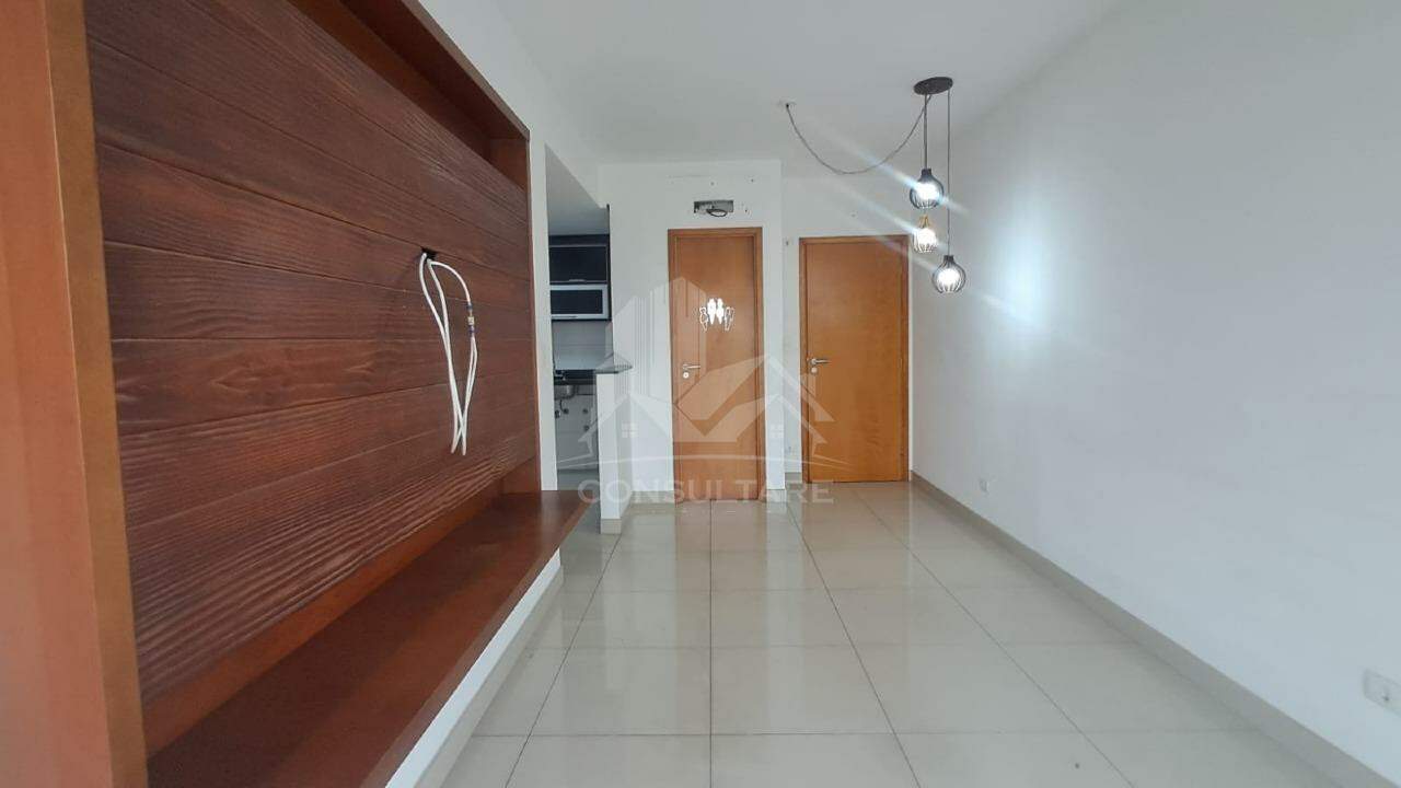 Apartamento para aluguel no bairro Vila Mathias por 4.500,00: 