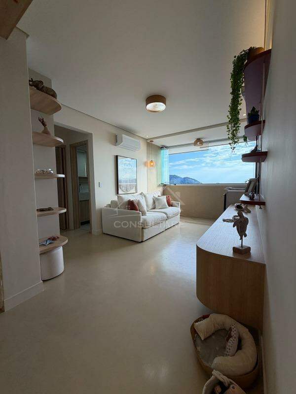 Apartamento à venda no bairro Aparecida por 950.000,00: 