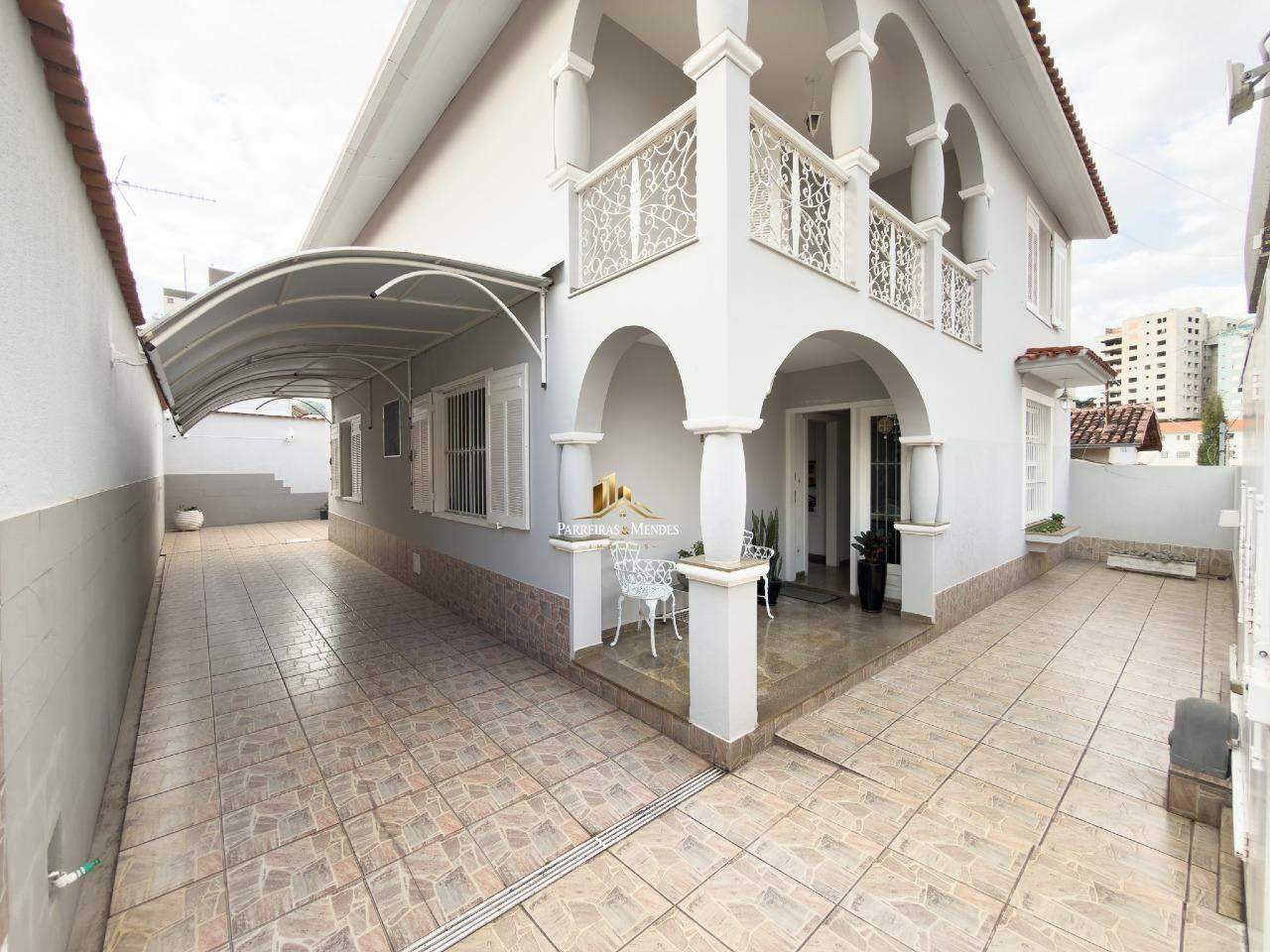 Casa à venda no GRAÇAS: 