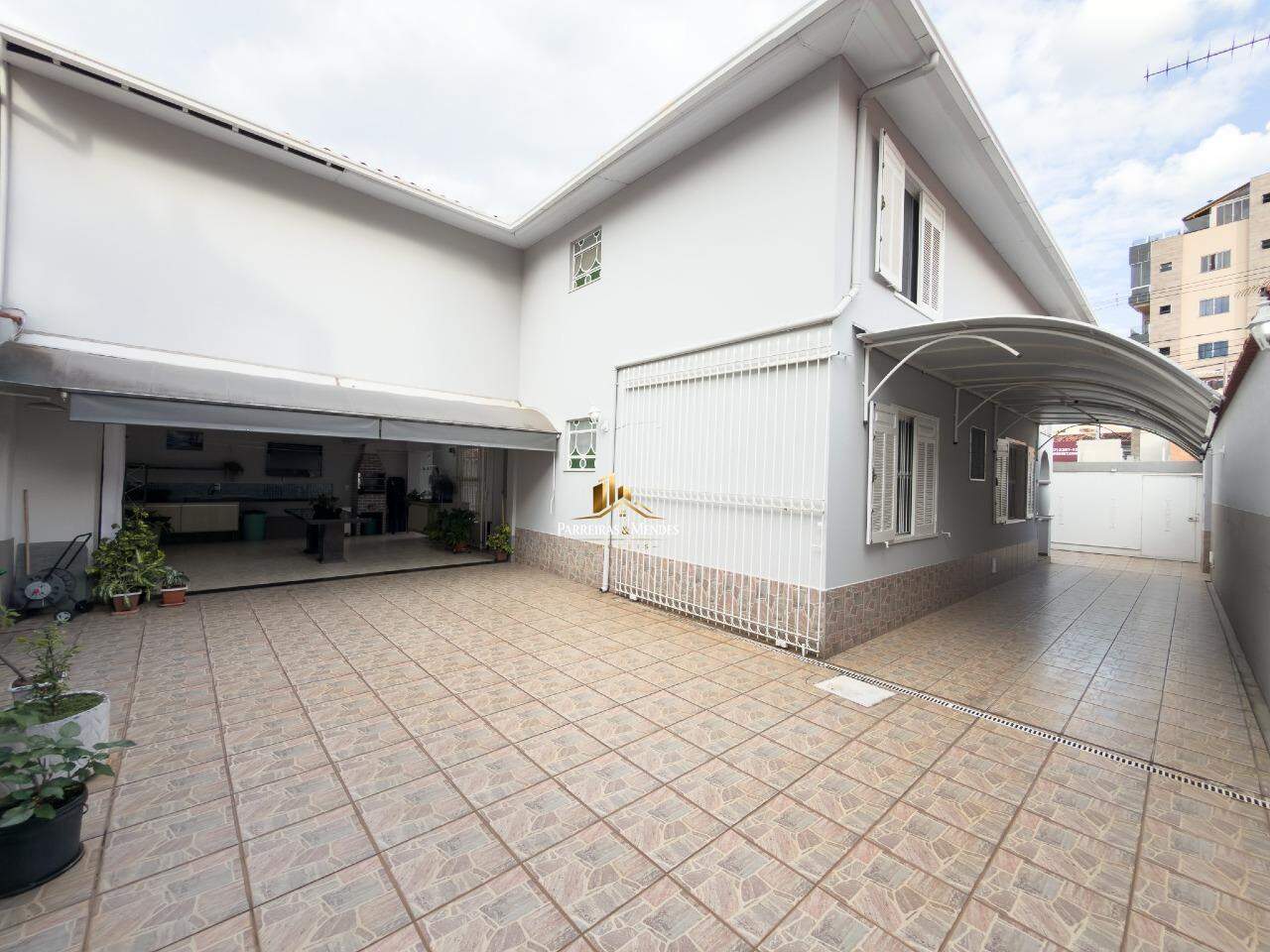 Casa à venda no GRAÇAS: 