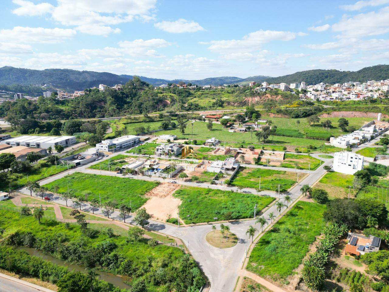 Lote à venda no AURORA VILLAGE: 
