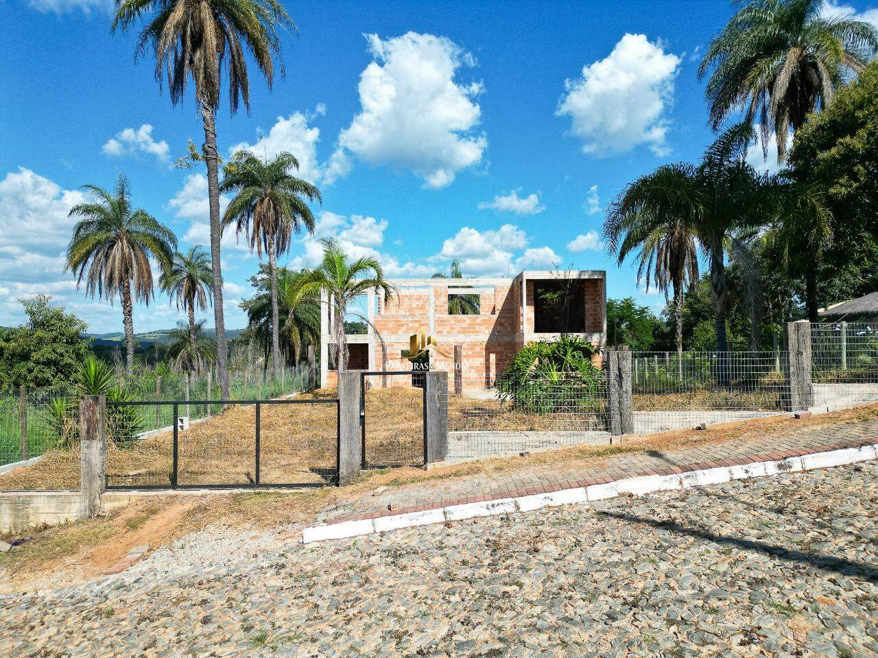 Casa à venda no CONDOMÍINIO PARAÍSO DO COQUEIROS: 