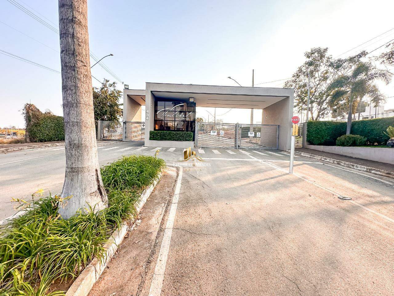 Lote à venda no CONDOMÍNIO MONT VERT: 