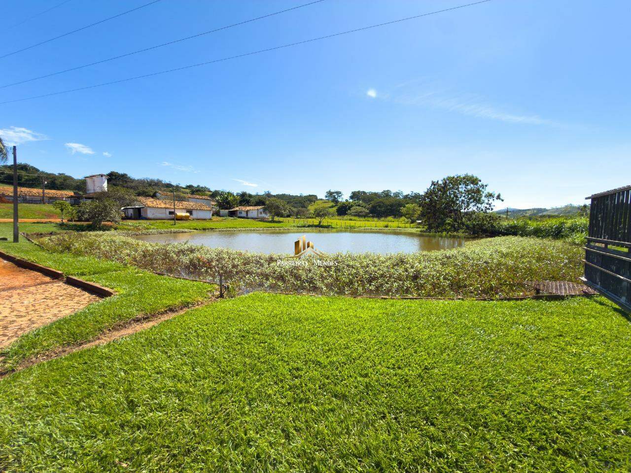 Lote à venda no CONDOMÍNIO GRANJA GLORIA: 
