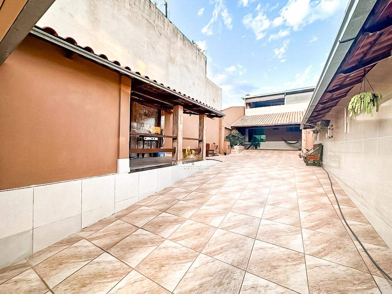 Casa à venda no SANTO ANTONIO: 