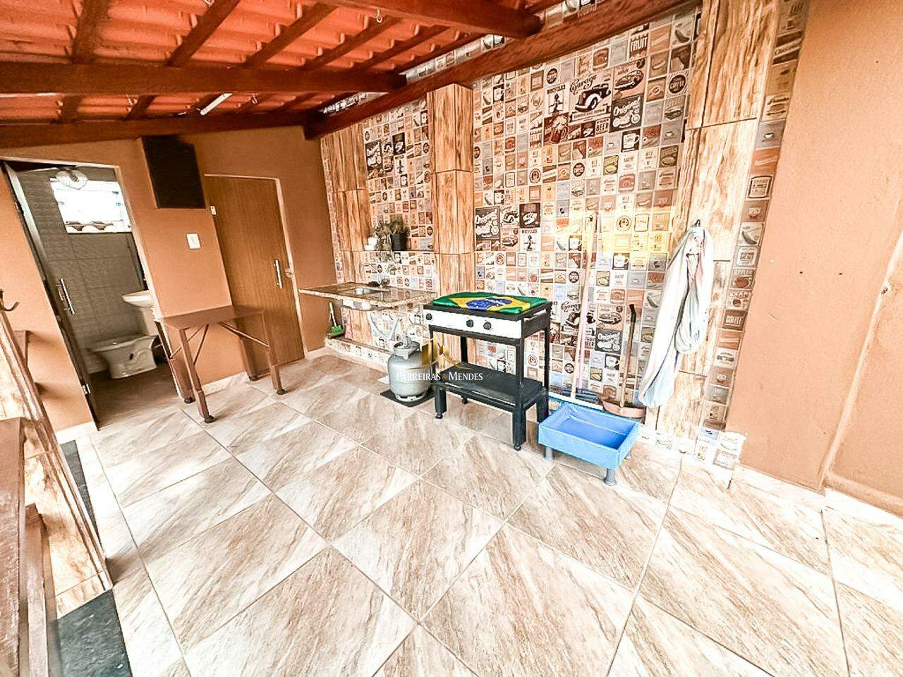 Casa à venda no SANTO ANTONIO: 