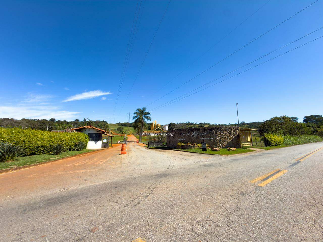 Lote à venda no CONDOMÍNIO GRANJA GLORIA: 