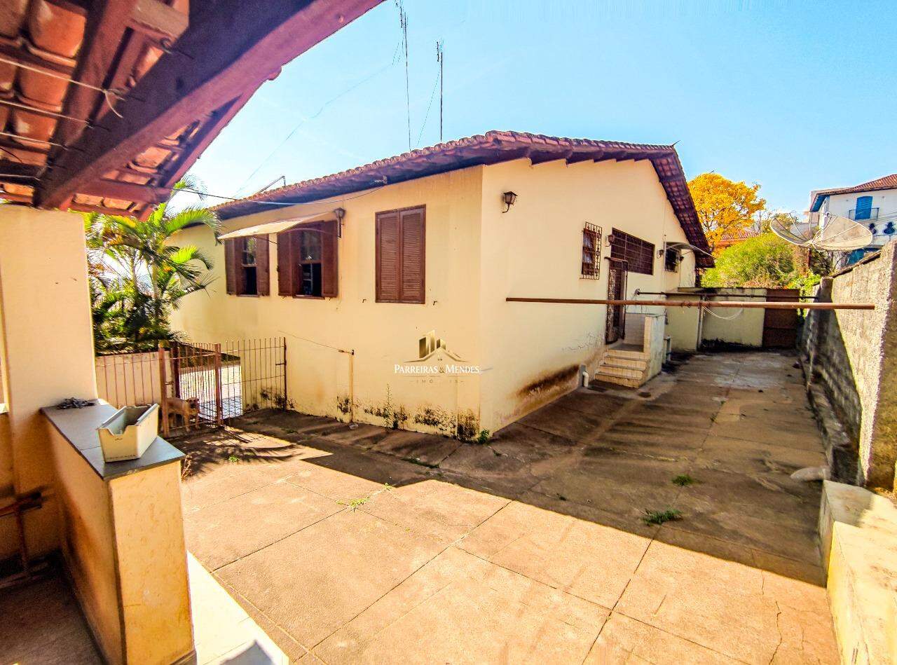 Casa à venda no CERQUEIRA LIMA: 