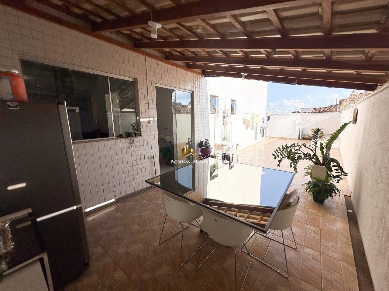 Apartamento à venda no LOURDES: 