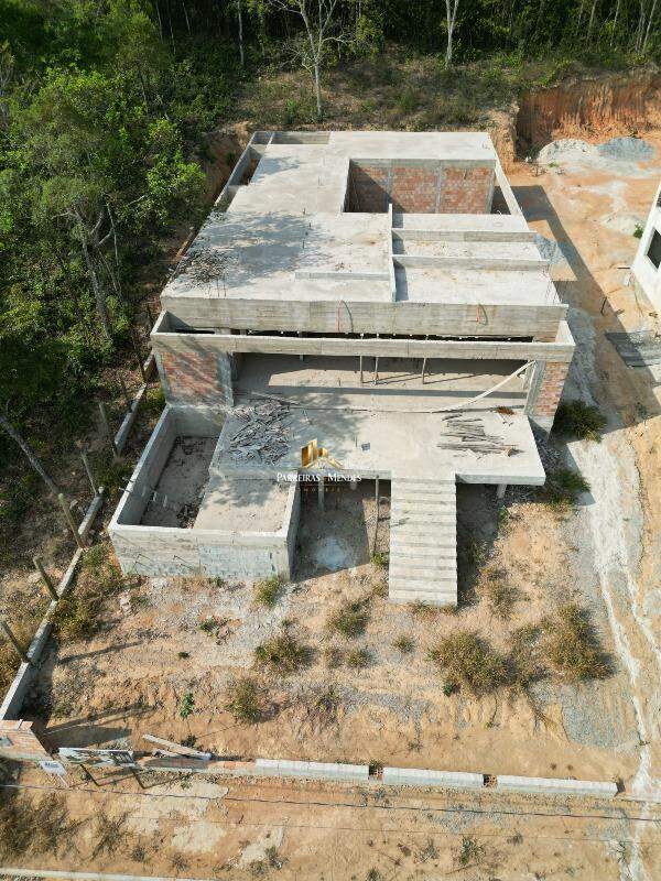 Casa à venda no CONDOMÍNIO SOLAR DOS LAGOS: 