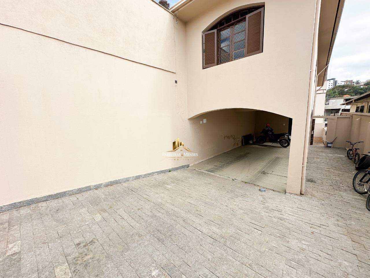 Casa à venda no CERQUEIRA LIMA: 