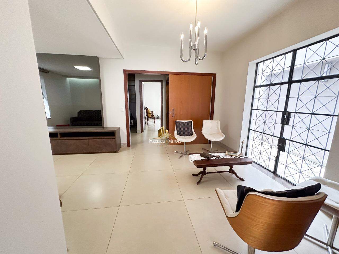 Casa à venda no Centro: 