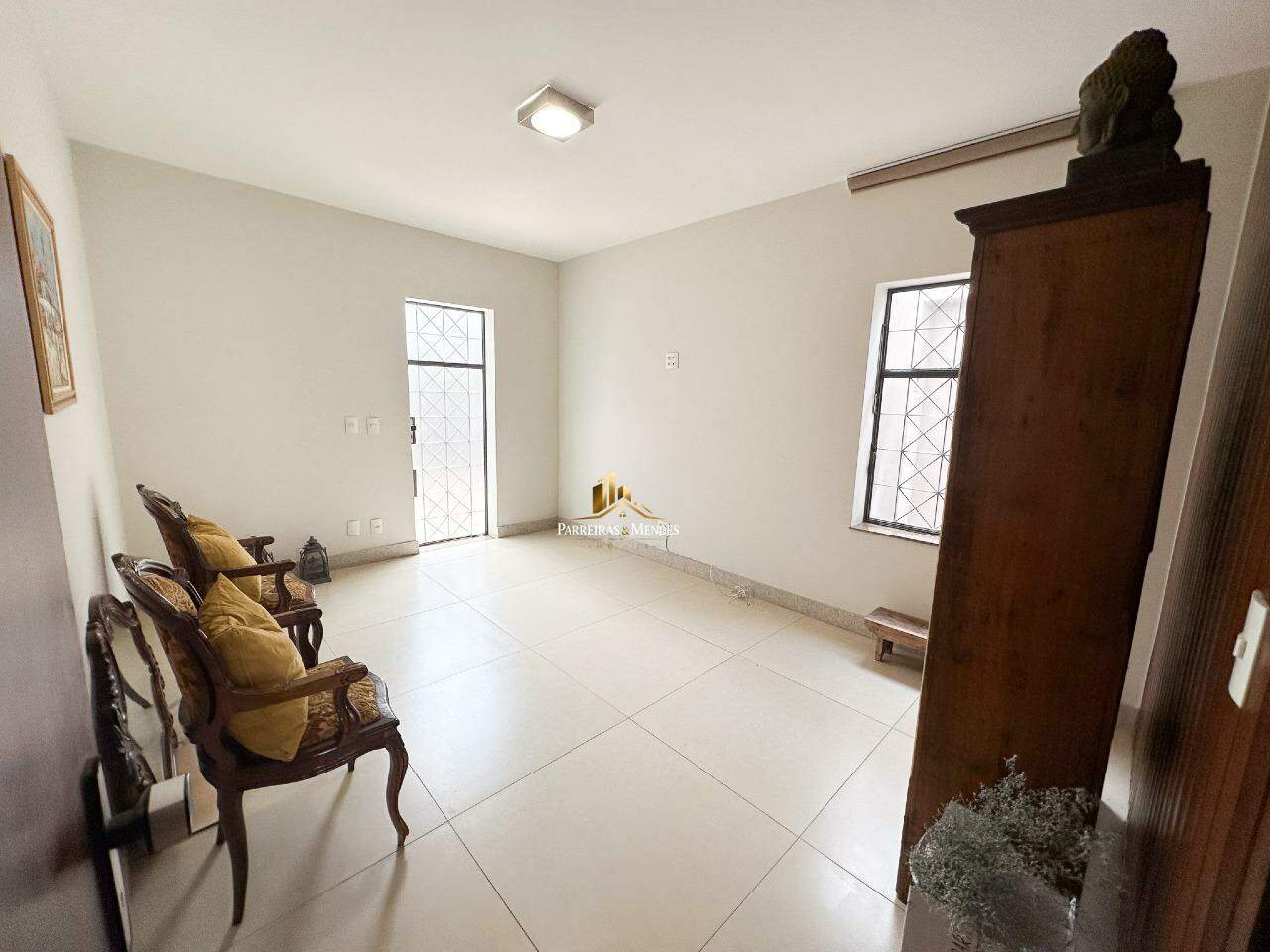 Casa à venda no Centro: 