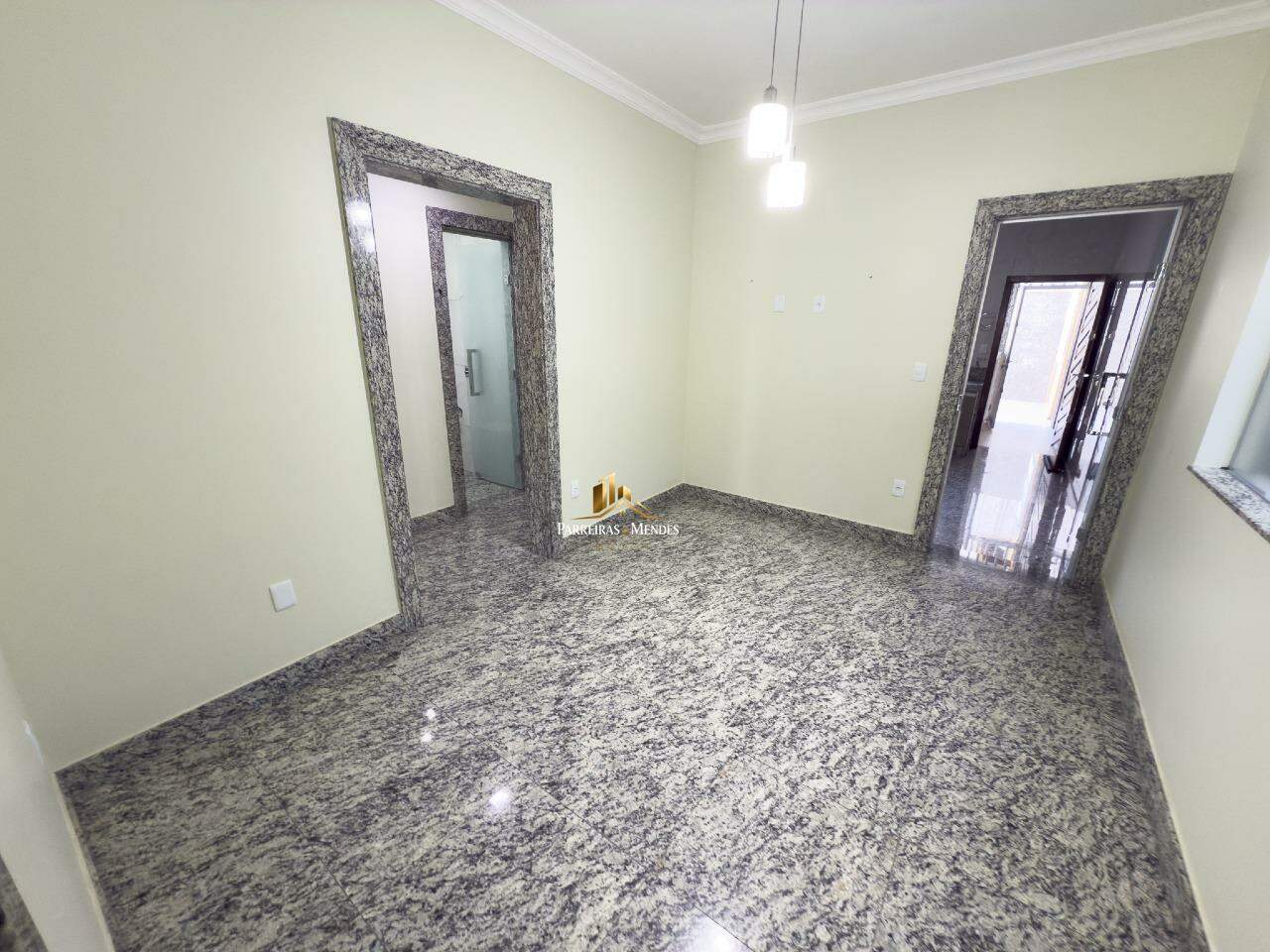 Casa à venda no Centro: 
