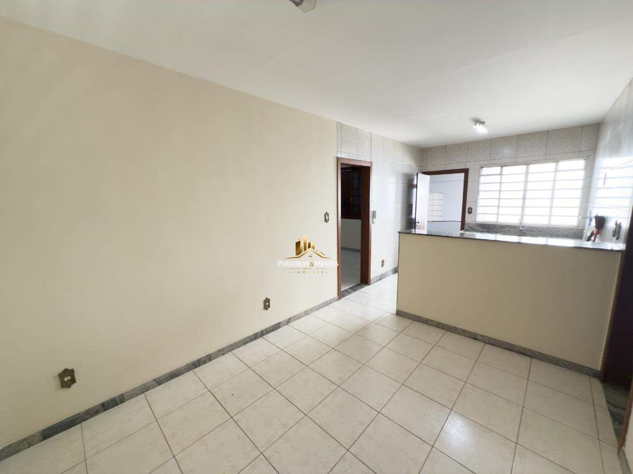 Casa à venda no Centro: 