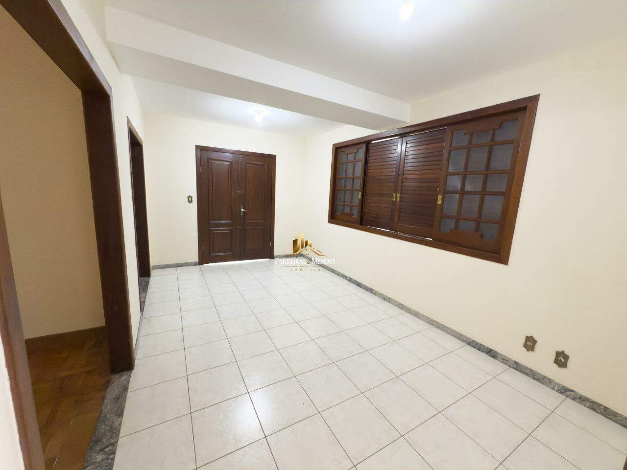 Casa à venda no Centro: 