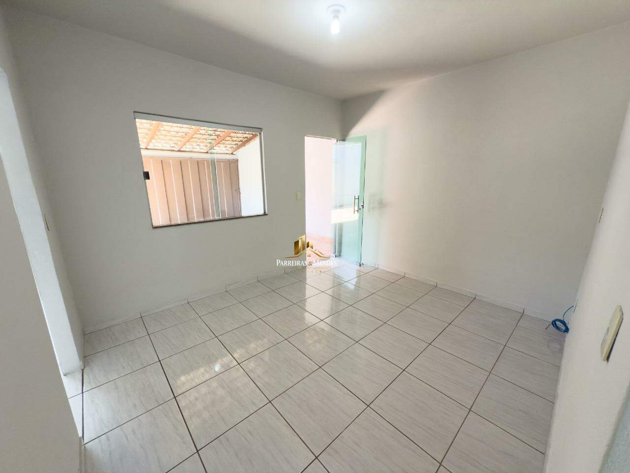 Casa à venda no TROPICAL: 