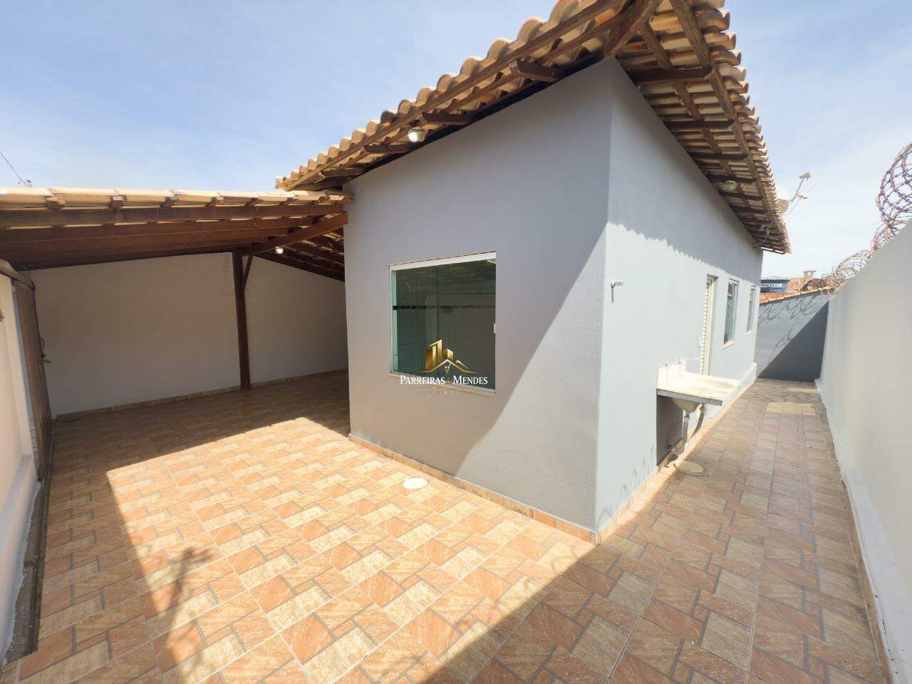 Casa à venda no TROPICAL: 