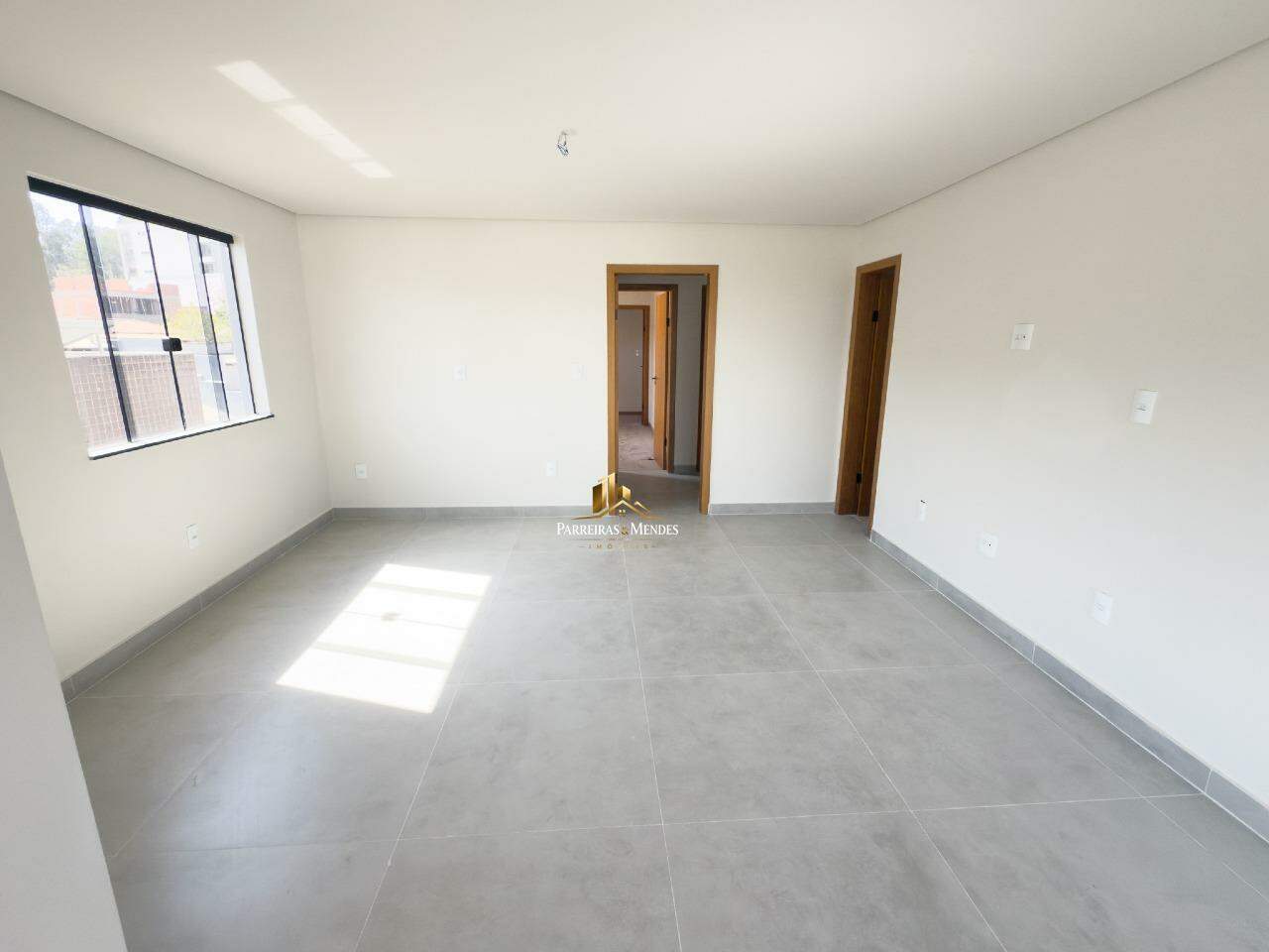 Apartamento à venda no TROPICAL: 