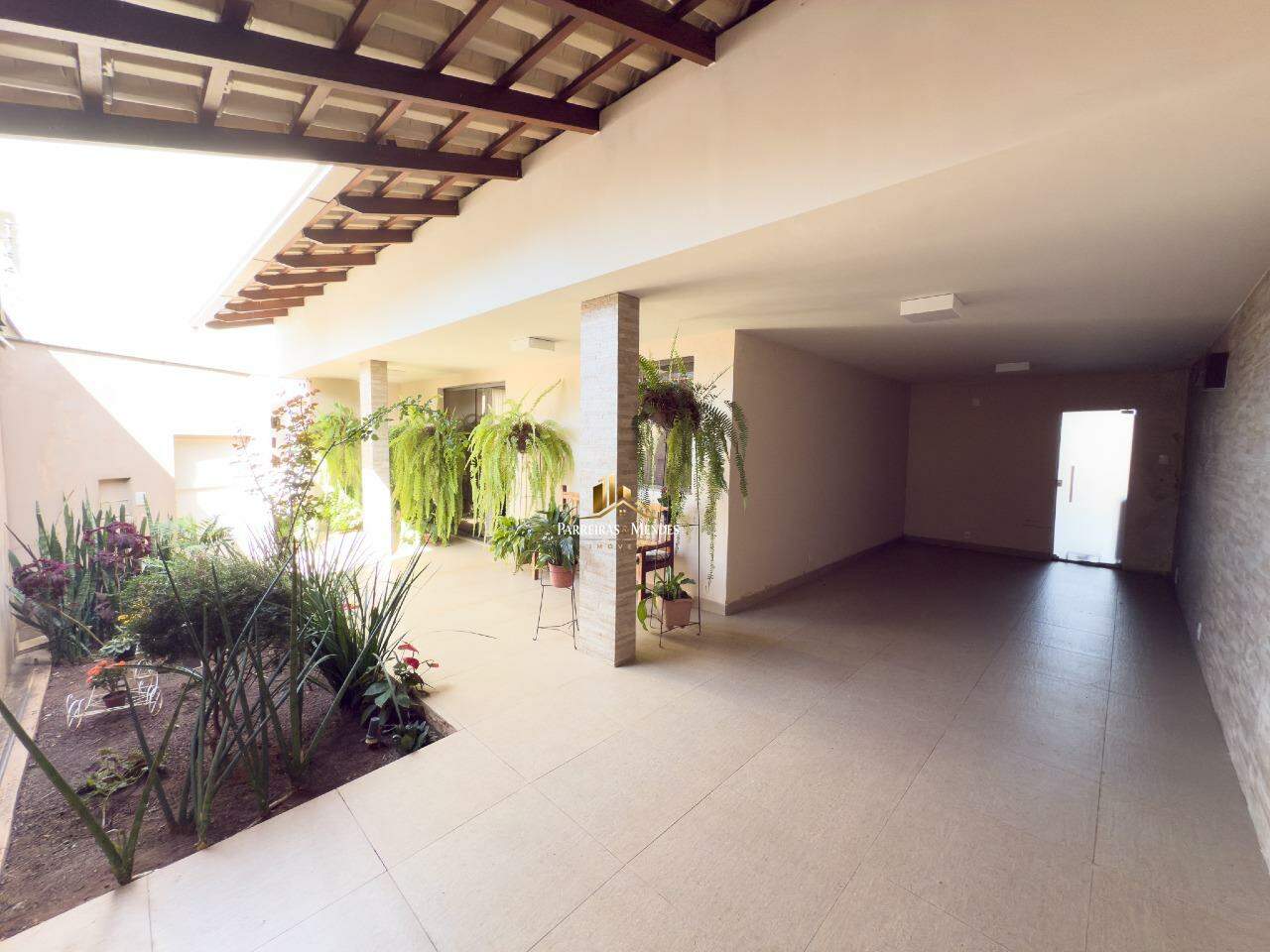Casa à venda no UNIVERSITÁRIO: 