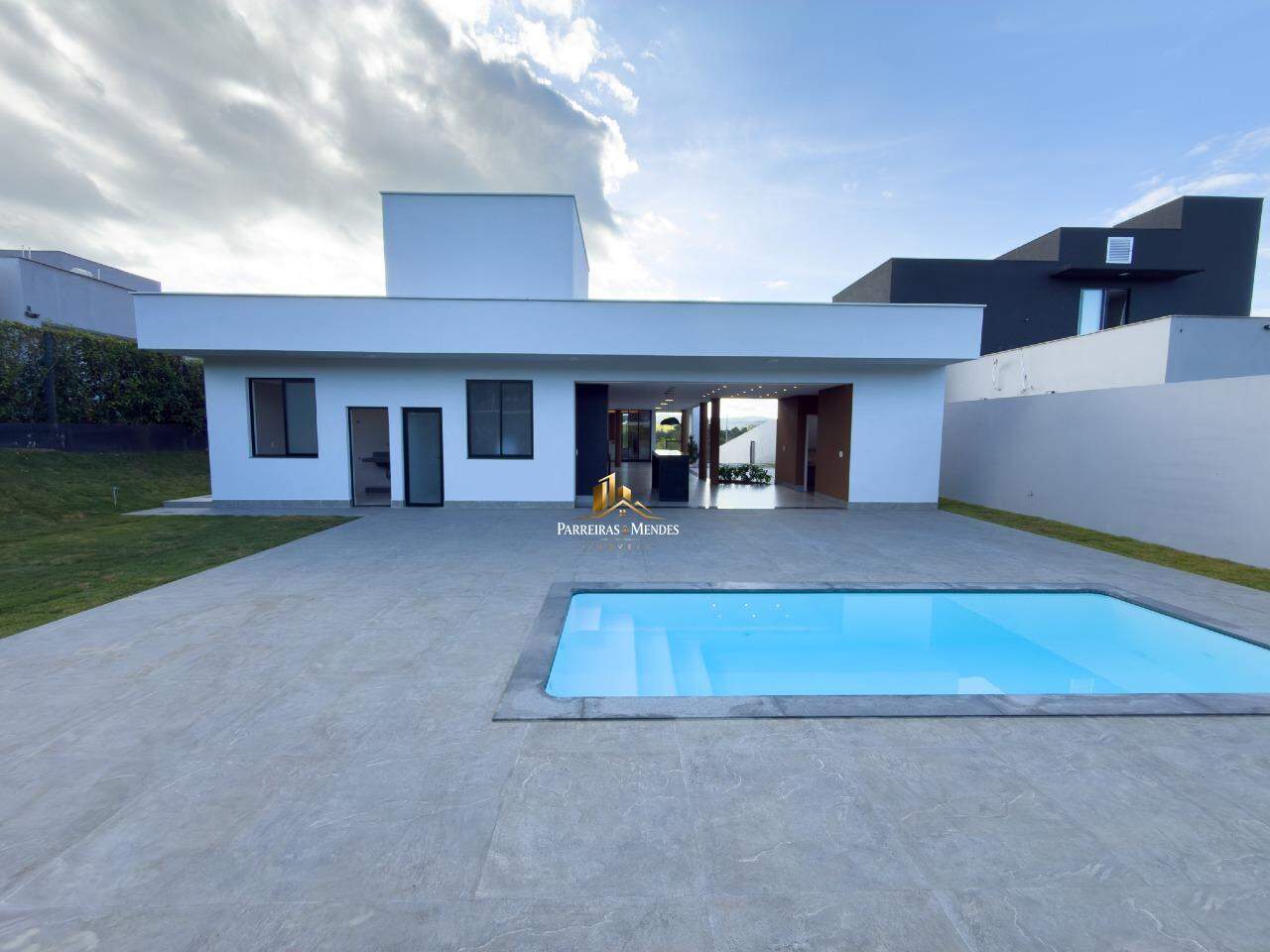 Casa à venda no CONDOMÍNIO RECANTO DOS PÁSSAROS: 