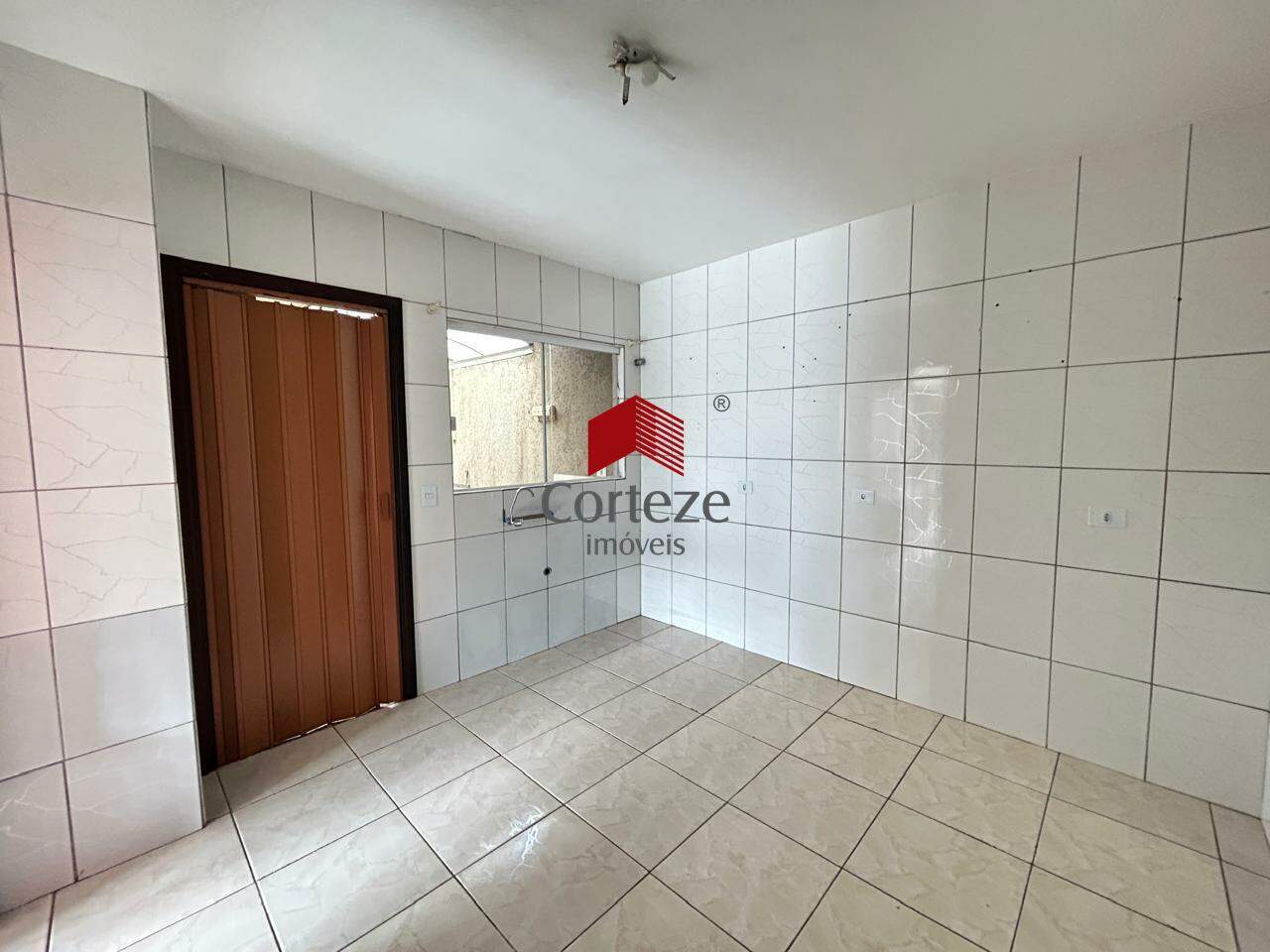 Casa para para aluguel no Costeira em São José dos Pinhais - 10136: 