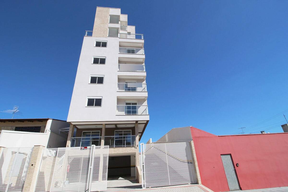 Apartamento com 100m² 3 quartos, para aluguel, no bairro Bom Jesus em São José dos Pinhais