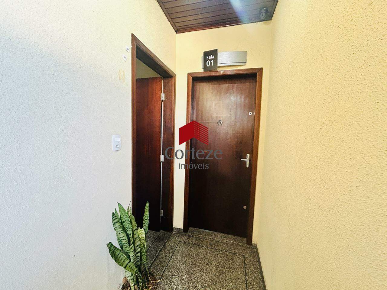 Sala / Conjunto para para aluguel no Centro em São José dos Pinhais - 14510: 