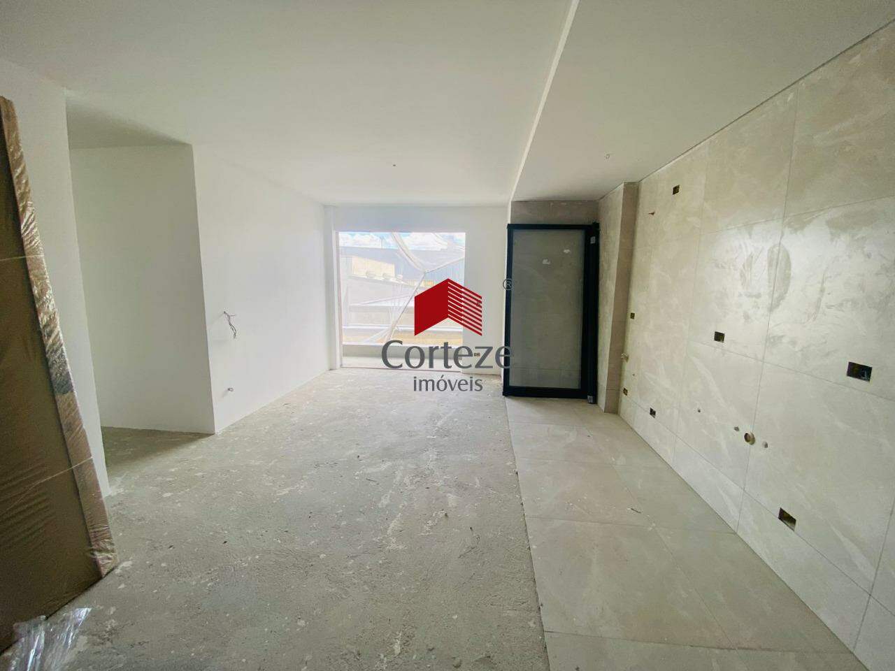 Apartamento para à venda no Centro em São José dos Pinhais - 15048: 