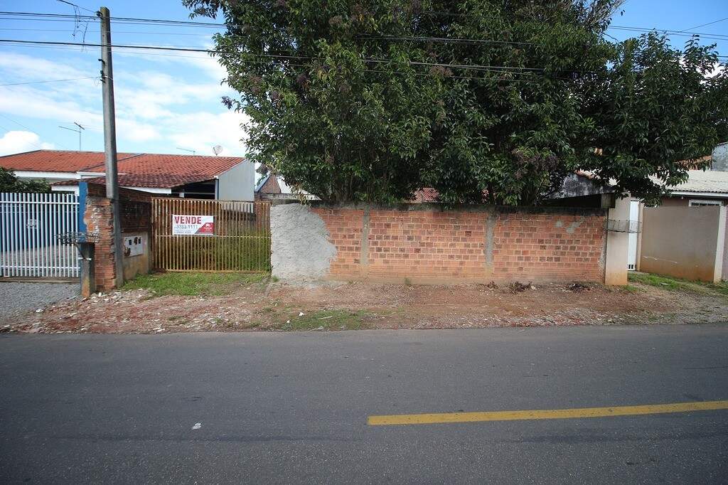 Terreno à venda com 480m² no Guatupê