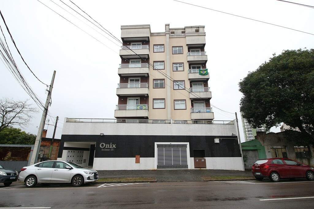 Apartamento com 72,61m² 3 quartos, para aluguel, no bairro Centro em São José dos Pinhais